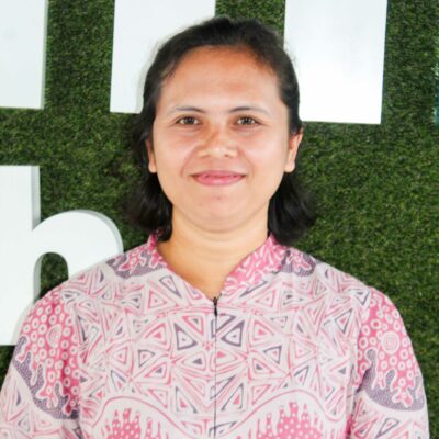 Ms Komang Ayu